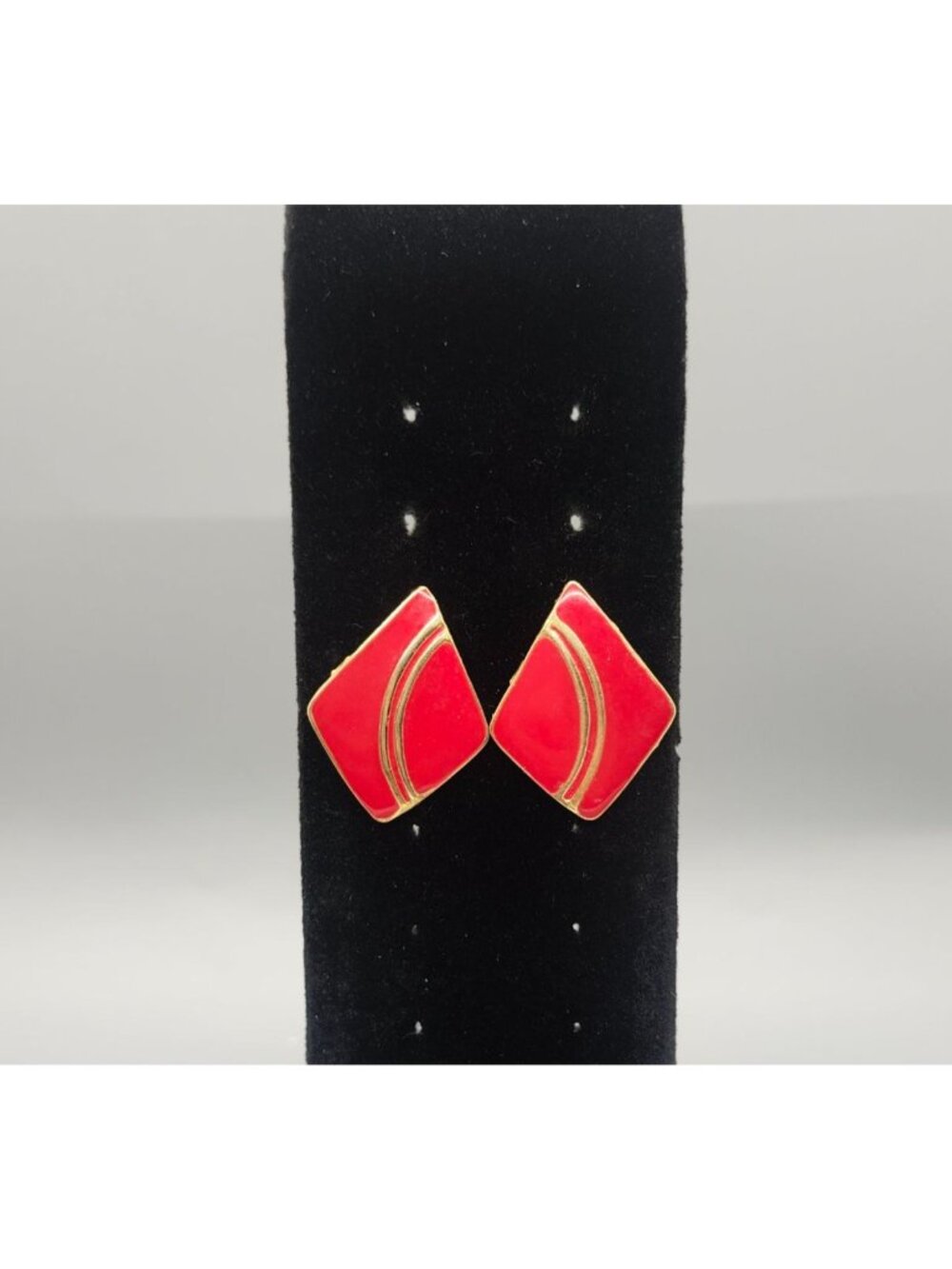 Red & Gold-Tone Geometric Enamel Stud Earrings Modern Minimalist Jewelry Design